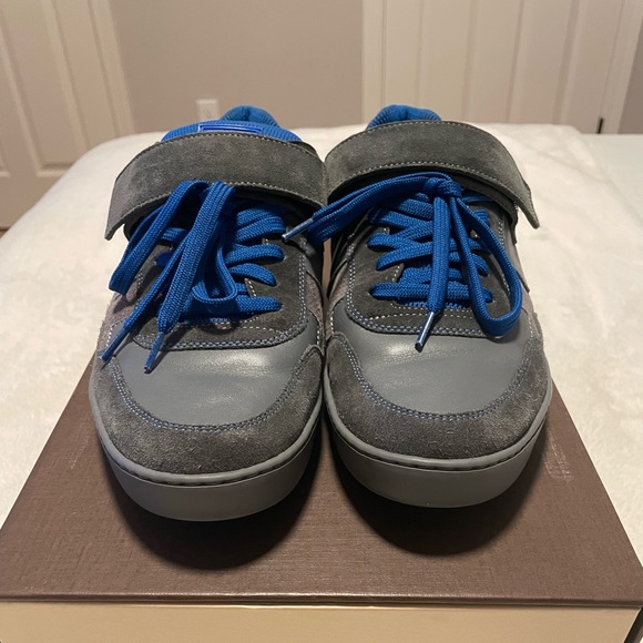 Louis Vuitton Sneakers - Picture 1 of 10